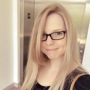 Meet your Posher, Lisa